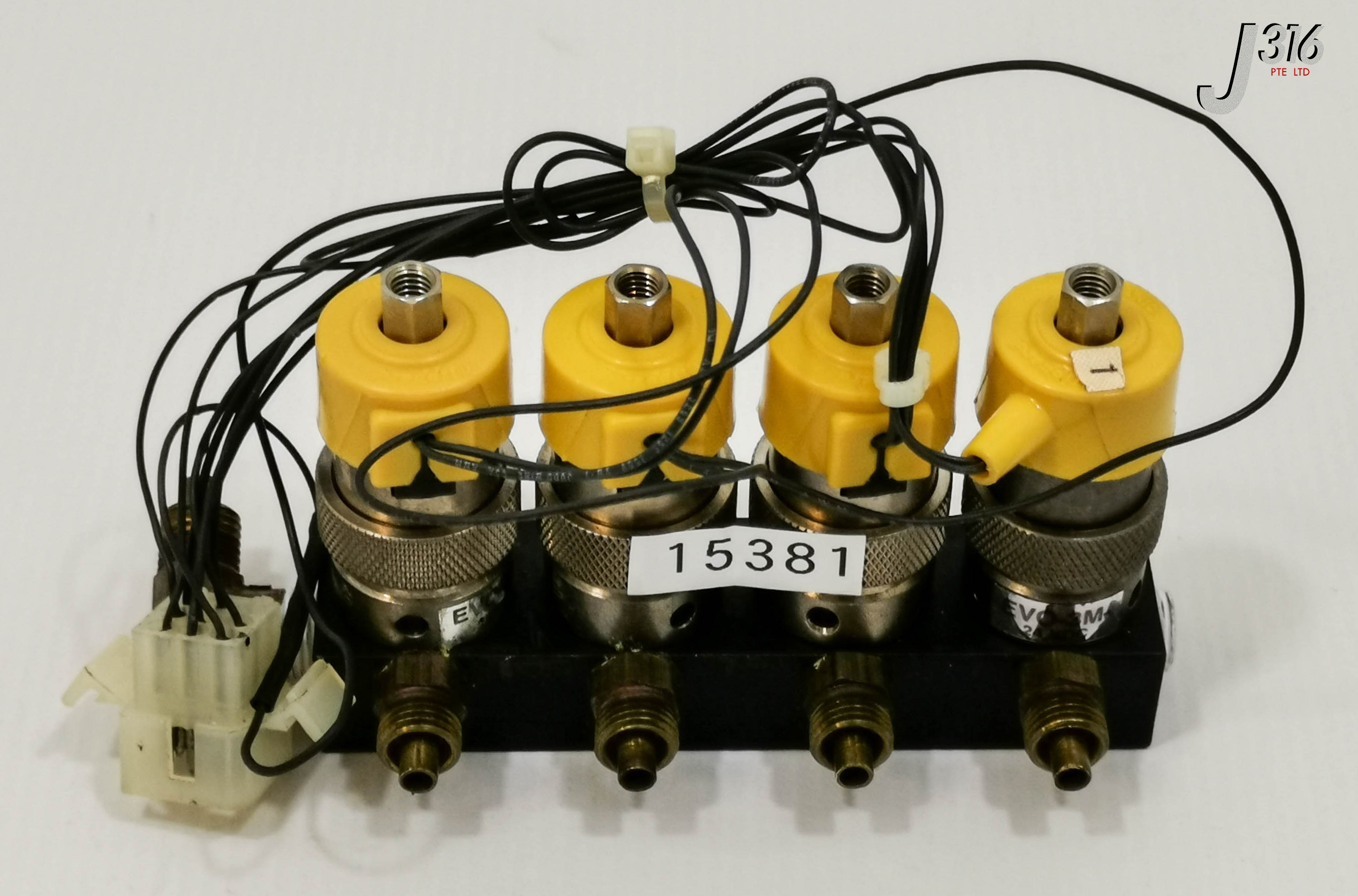 15381 CLIPPARD 4 SLOT VACUUM VALVE MANIFOLD, SOLENOID VALVE EVO-3M